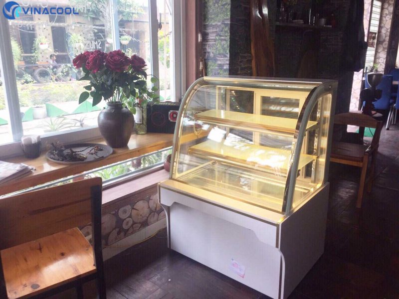 tủ trưng bày bánh kem giá rẻ Vinacool