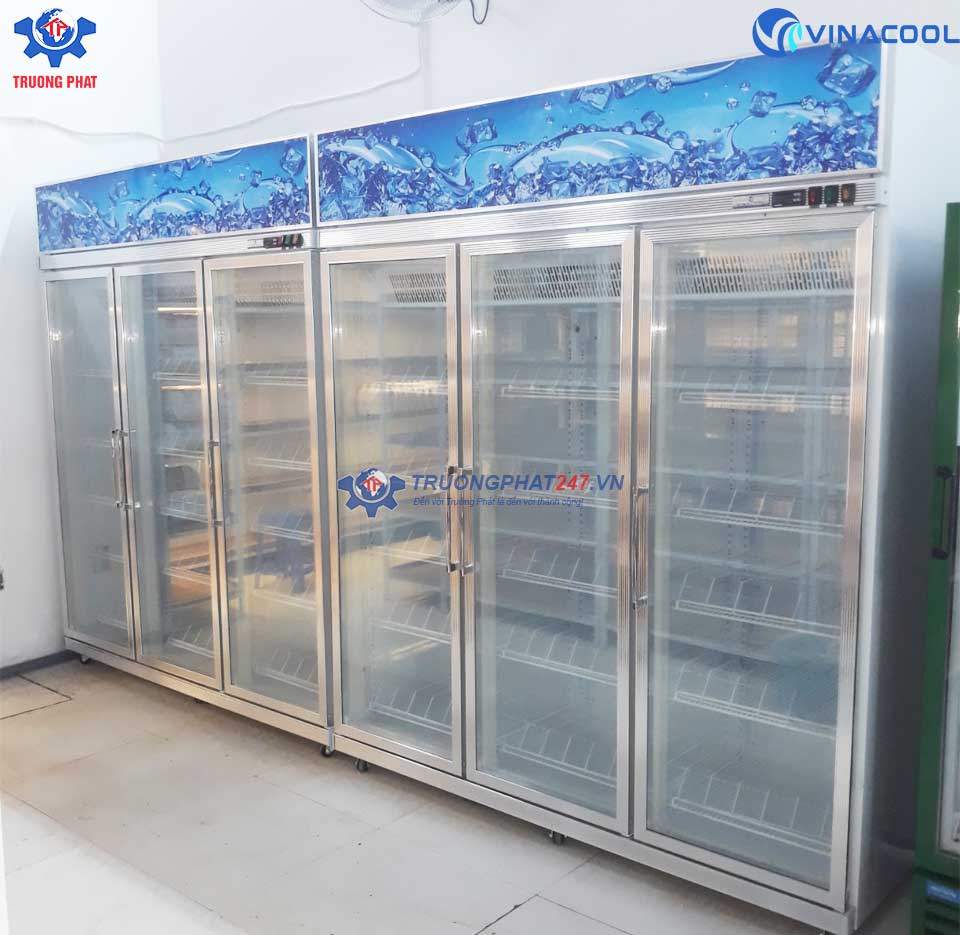 Tủ lạnh trưng bày nước ngọt 3 cánh Vinacool SLG-1800FS - VINACOOL